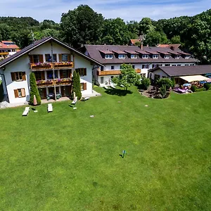 Huber Am Hotel